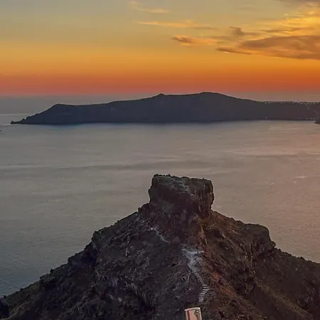 Diamond On The Cliff Hotel&suites 호텔 4*