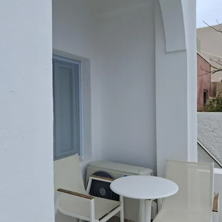 Diamond On The Cliff Hotel&suites 4* 이메로비글리