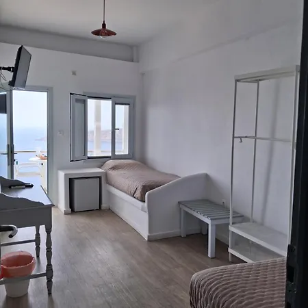 Diamond On The Cliff Hotel&suites 4* 이메로비글리