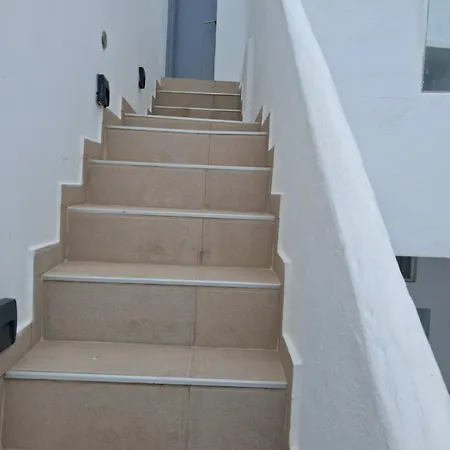 Diamond On The Cliff Hotel&suites