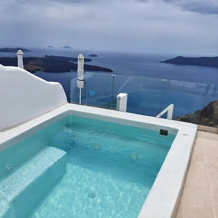 Diamond On The Cliff Hotel&suites 이메로비글리